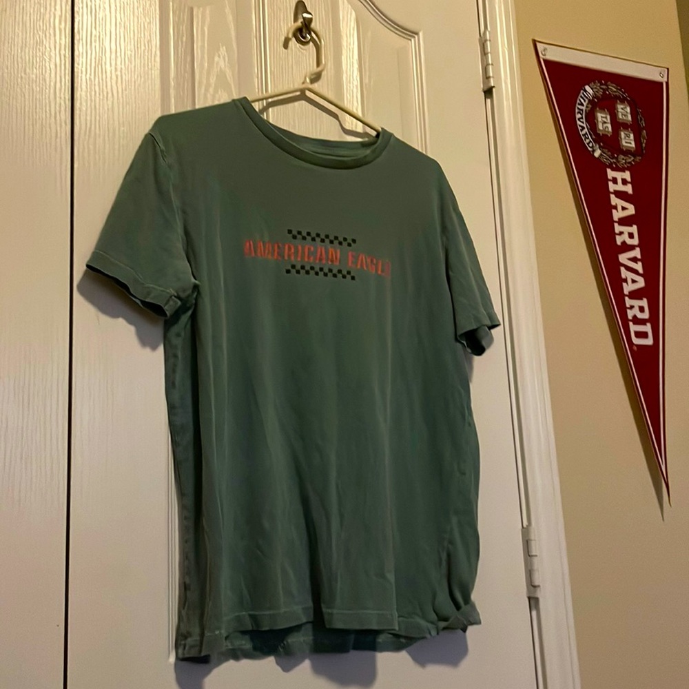 American Eagle ~ Graphic Tee